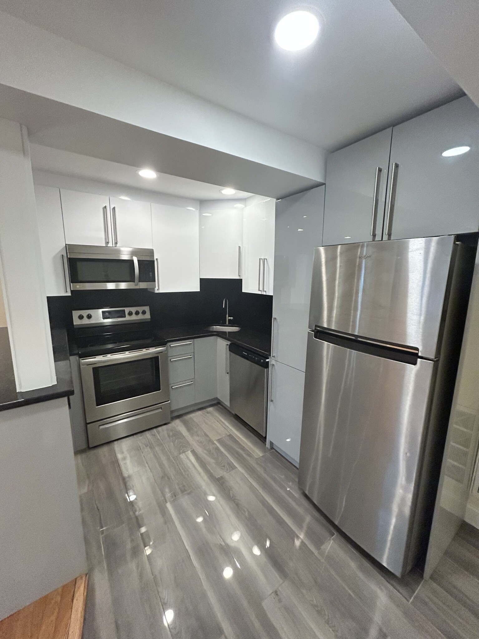 1801 Beacon St., Brookline, MA - 3,600 USD/ month