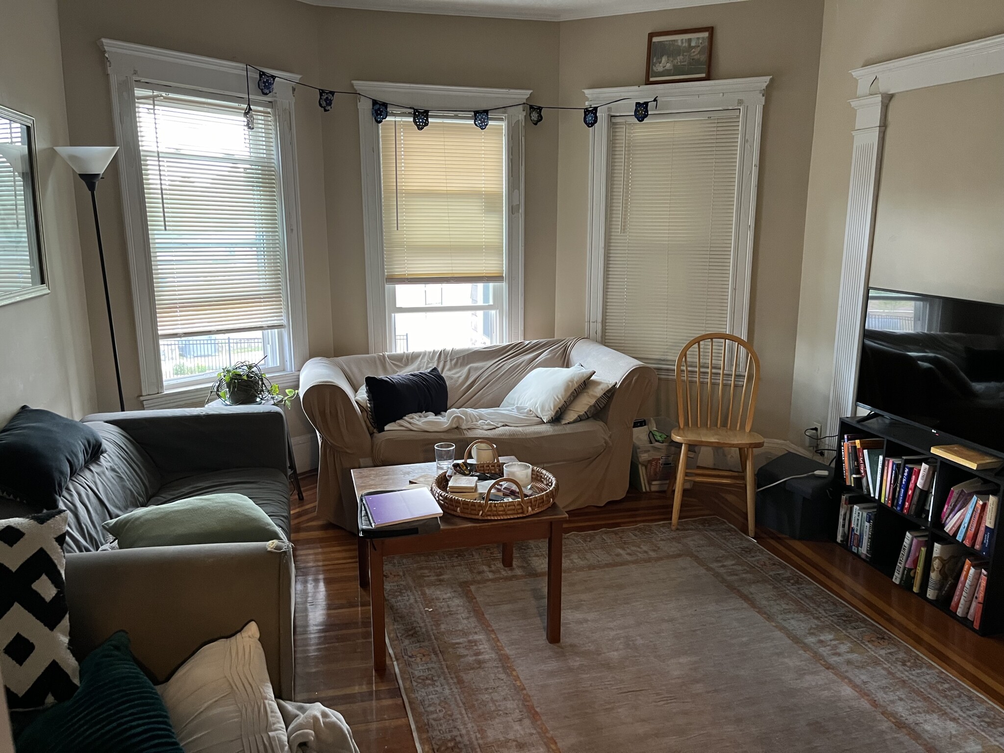 195 College Ave., Somerville, MA - 6,500 USD/ month