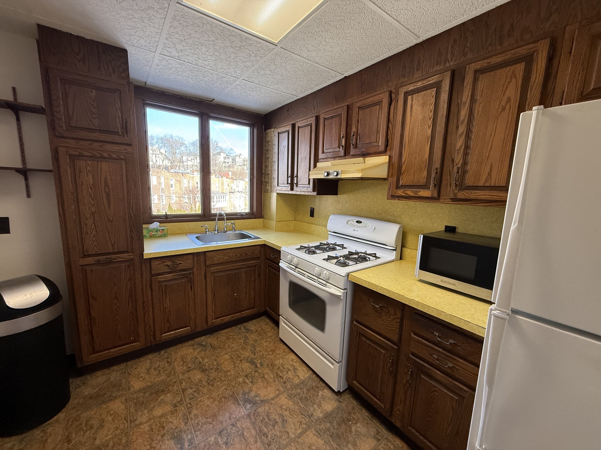 Photos of apartment on Wallingford,Boston MA 02135