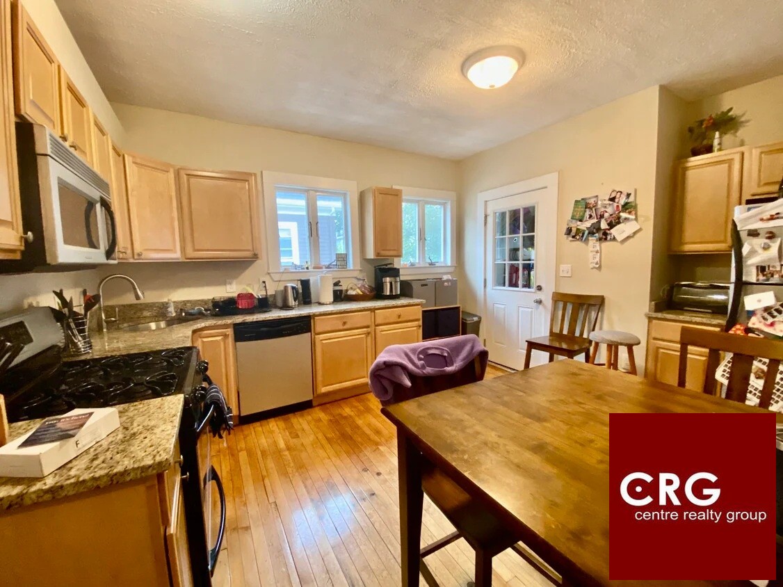20 Sunset Rd., Unit 1, SOMERVILLE - WEST SOMERVILLE, SOMERVILLE - WEST SOMERVILLE