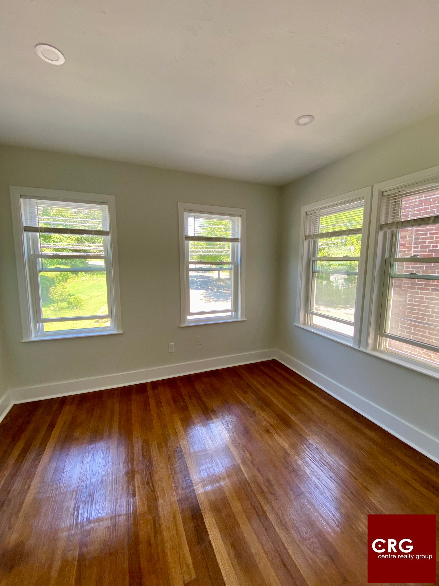 Photos of apartment on Chestnut St.,Newton MA 02464