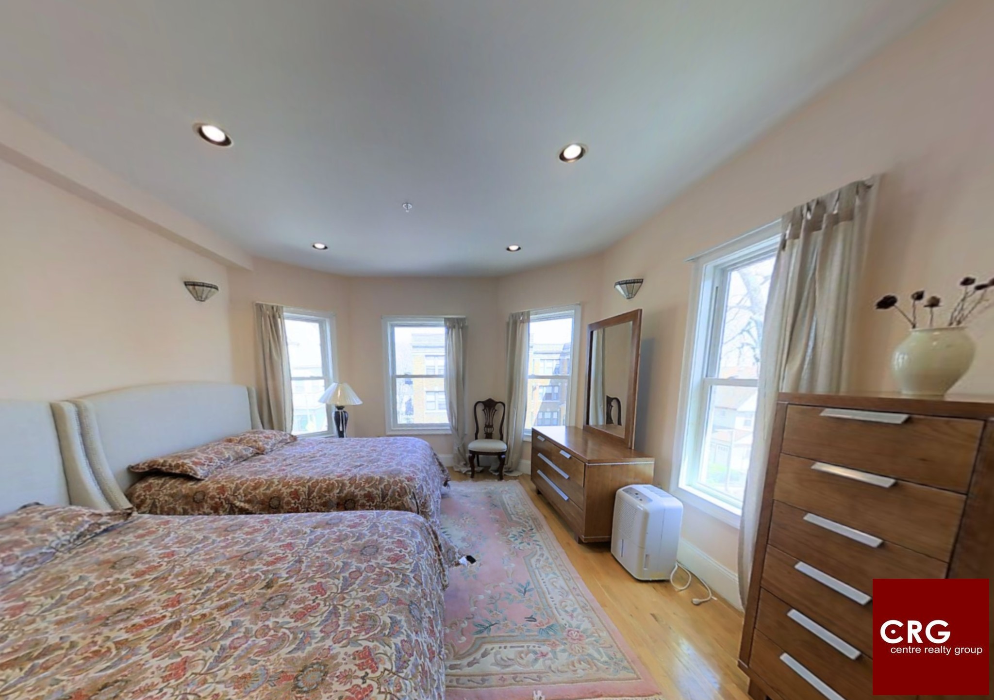 74 Georgia — Roxbury