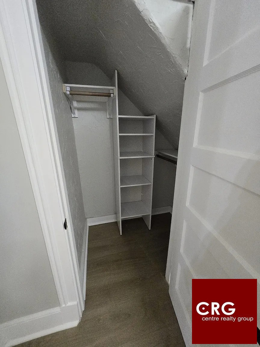 4 Woodville Ter. — Roxbury
