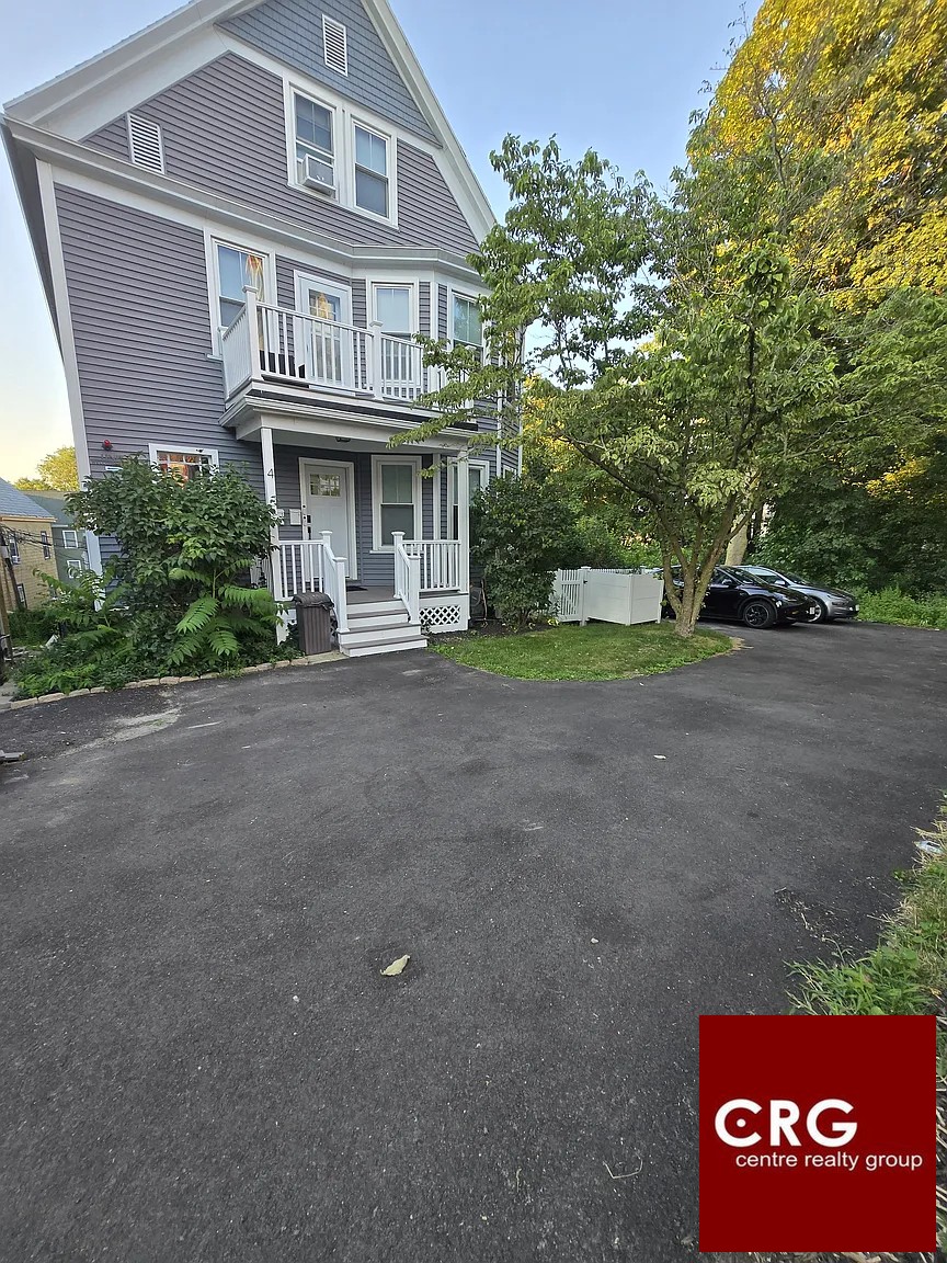 4 Woodville Ter. — Roxbury