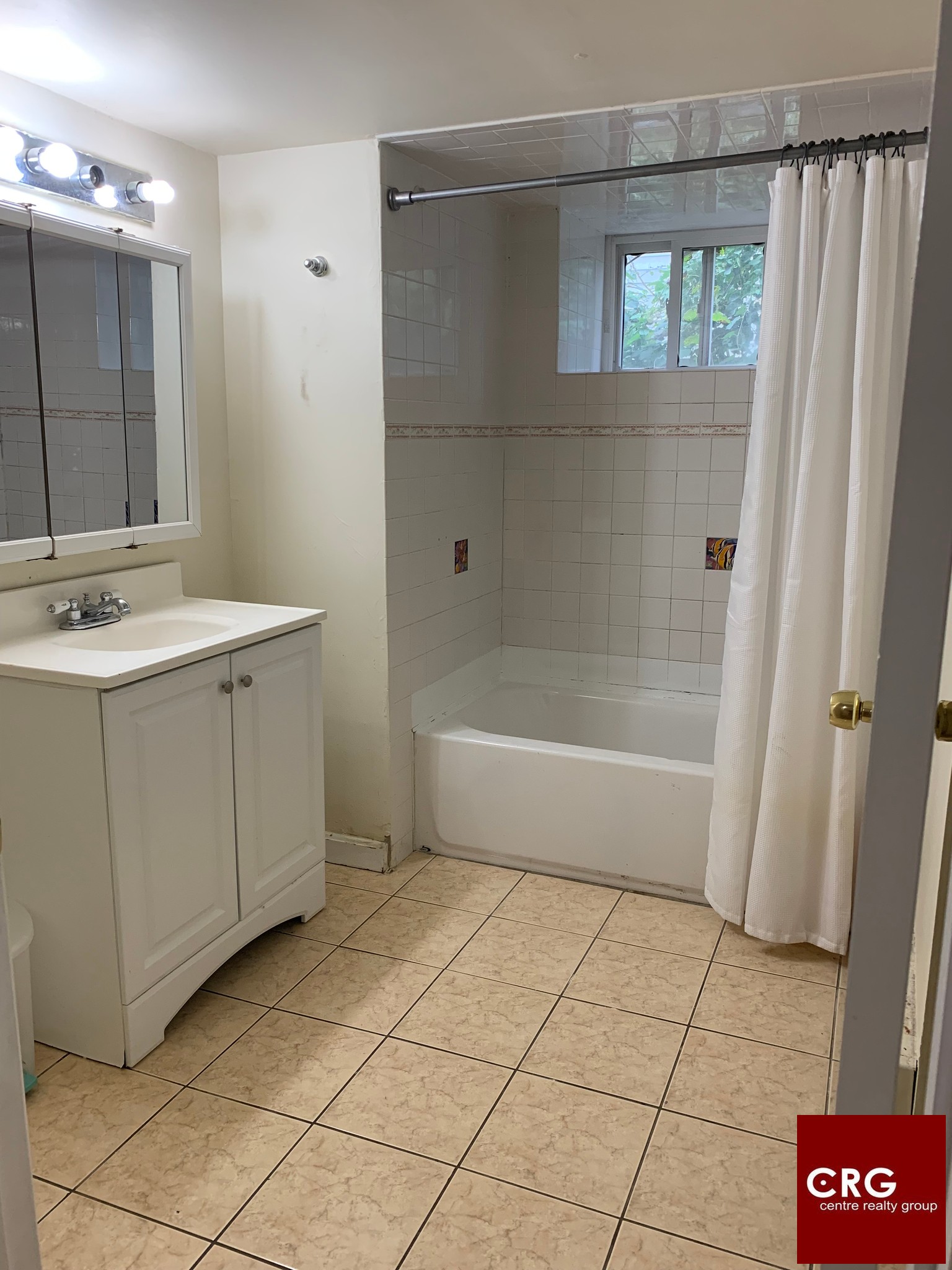 Photos of apartment on Foster St.,Boston MA 02135