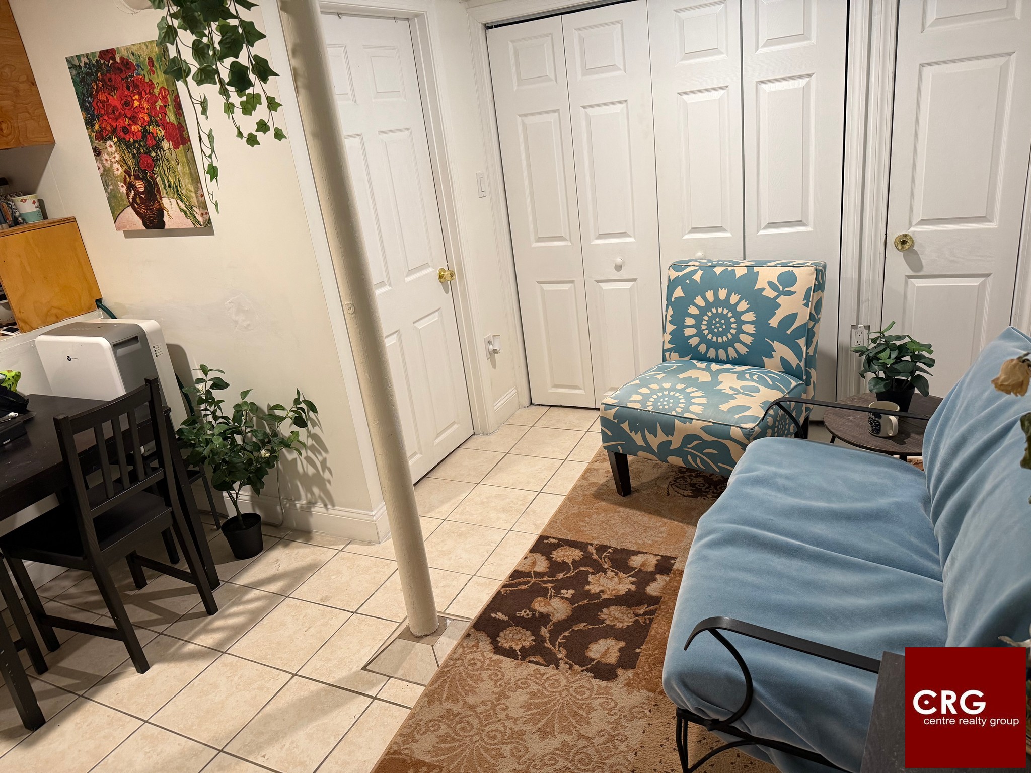 Photos of apartment on Westbourne Ter.,Brookline MA 02446