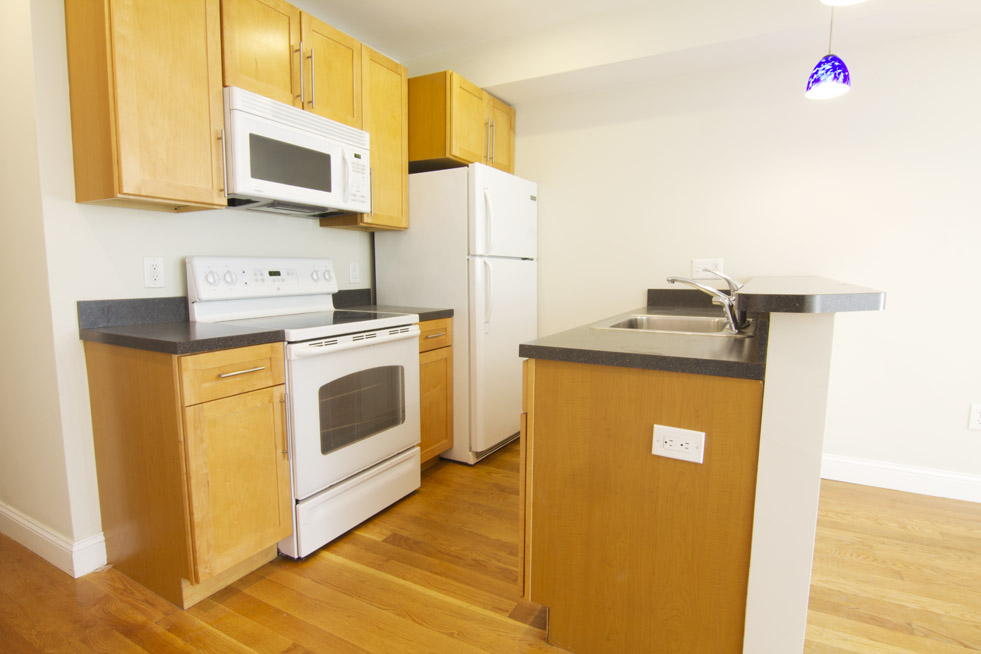 3 bed, 2 bath apartment for rent at 108 Hammond St Unit 1, South End