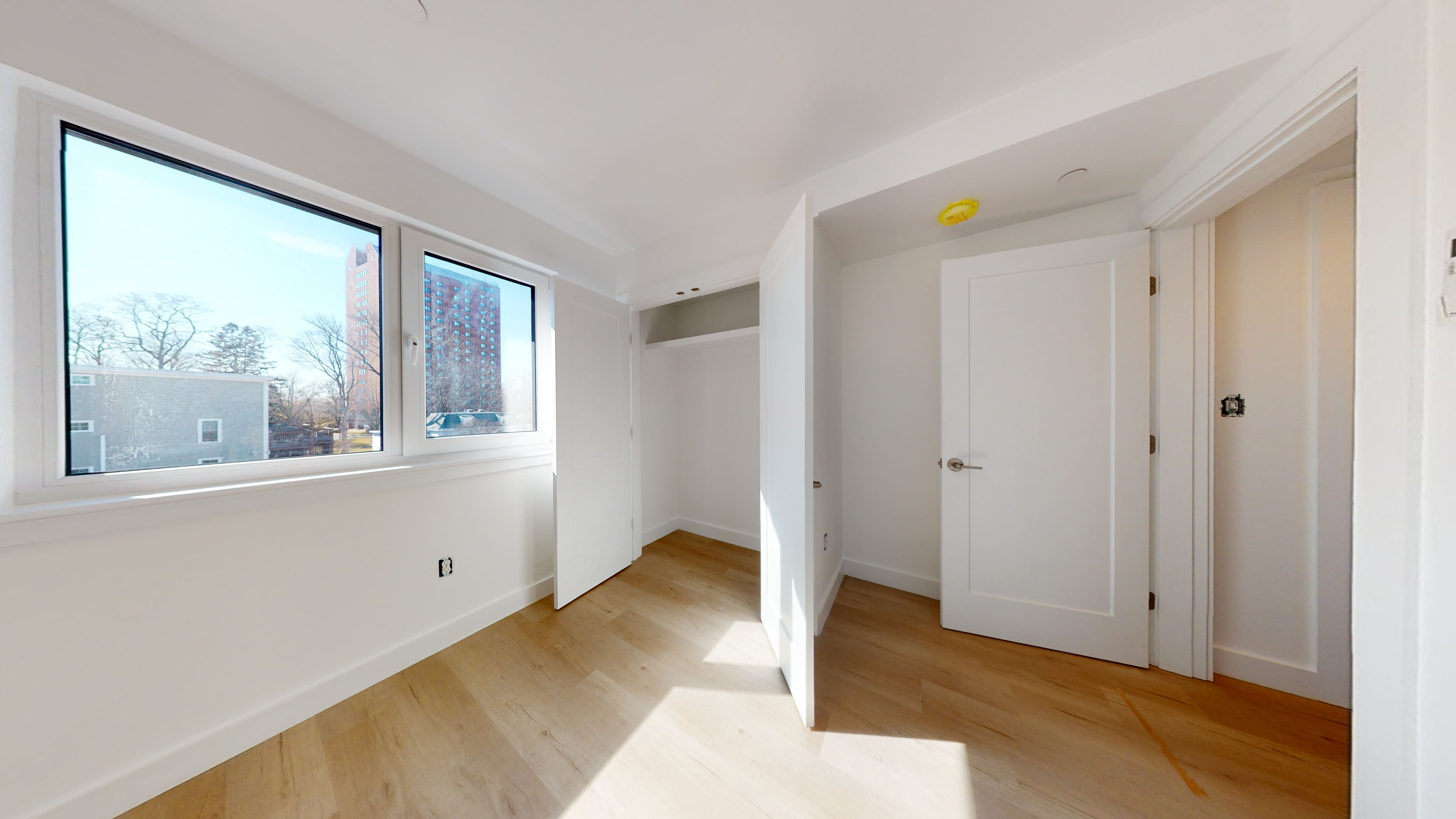 4 bed, 2 bath apartment for rent at 2837 Washington St Unit 3, Roxbury — photo 5 of 13