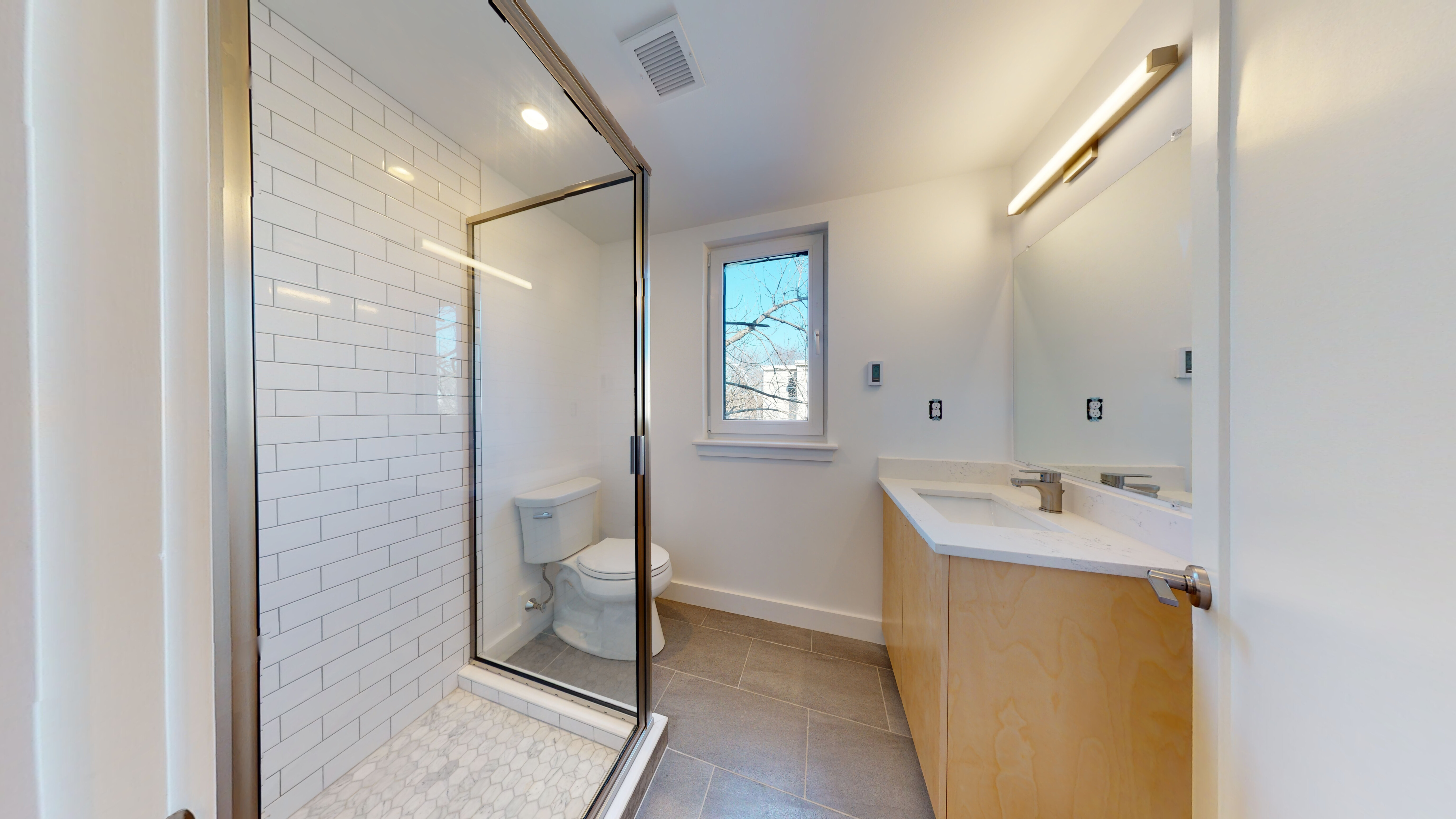 4 bed, 2 bath apartment for rent at 2837 Washington St Unit 3, Roxbury — photo 8 of 13