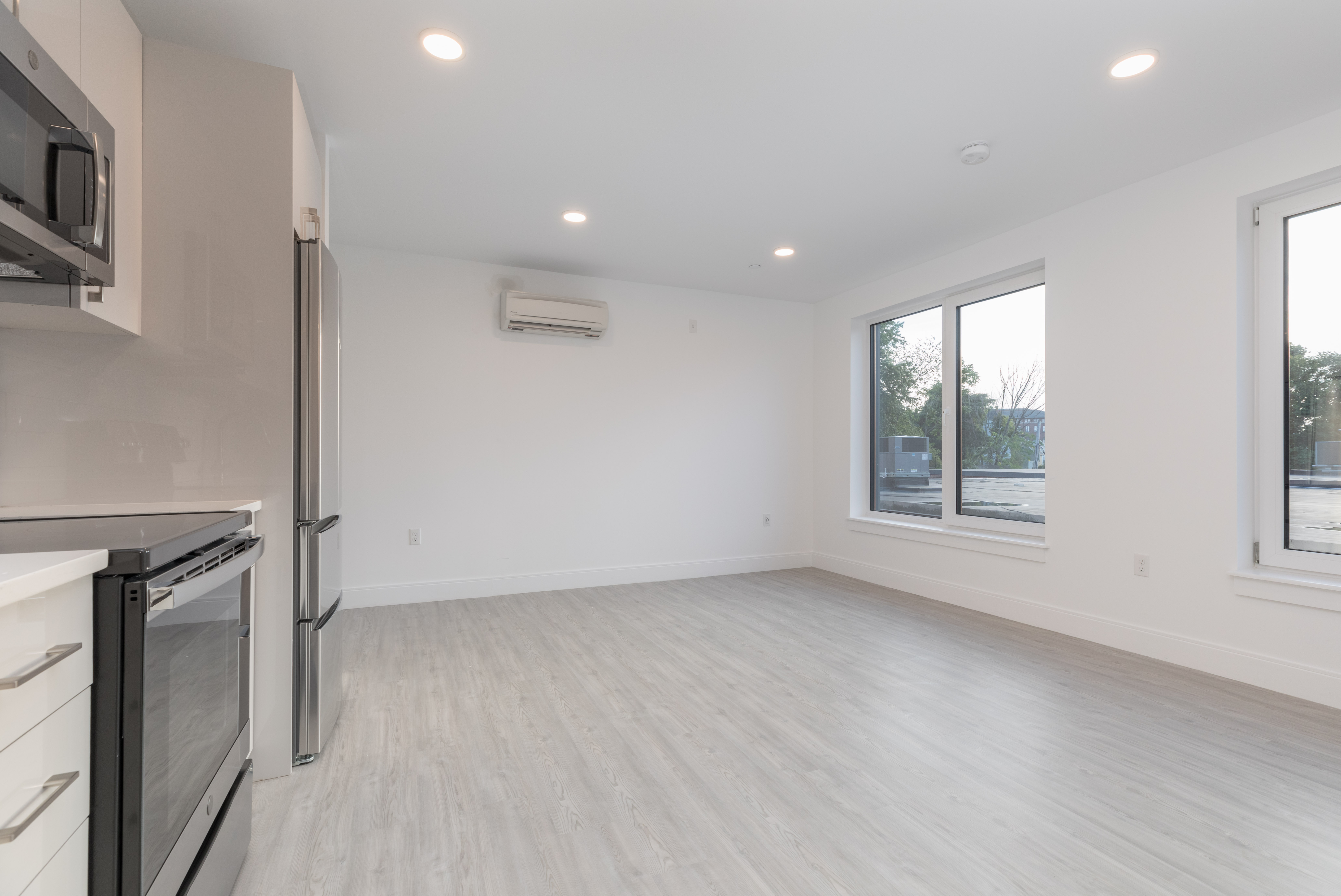 1 bed, 1 bath apartment for rent at 44 North Beacon St Unit 204, Allston — photo 7 of 19