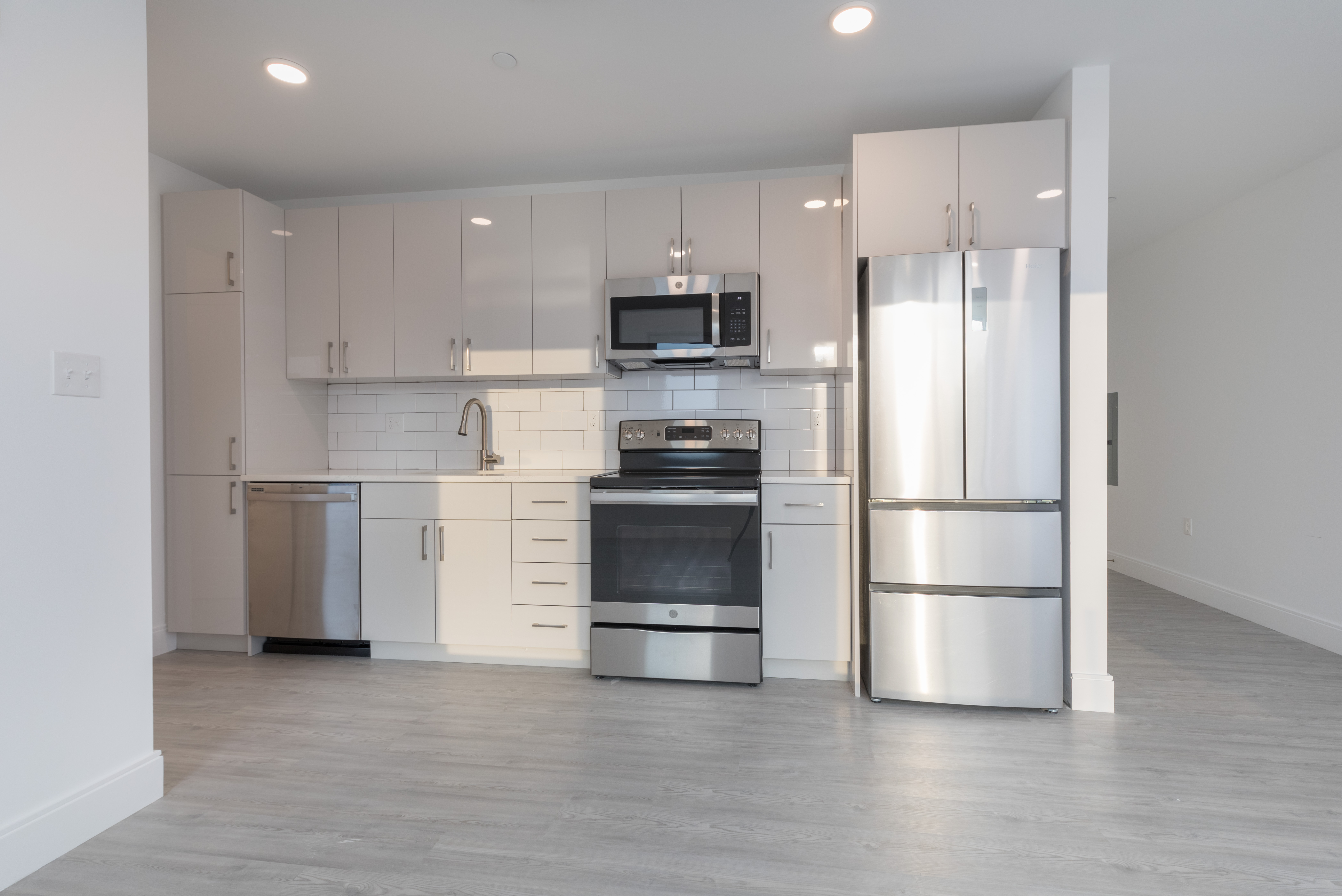 1 bed, 1 bath apartment for rent at 44 North Beacon St Unit 204, Allston — photo 2 of 19