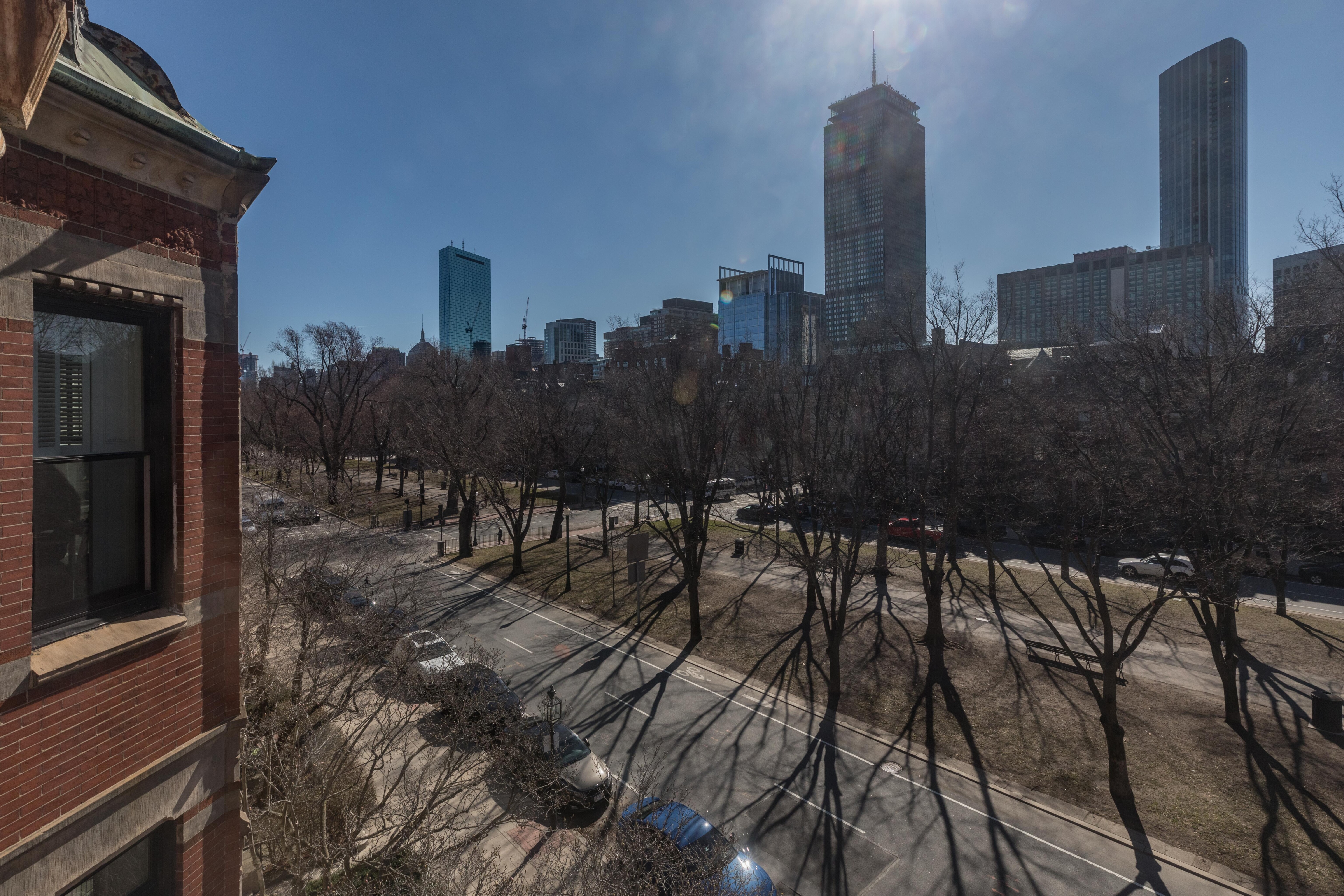 323 Commonwealth Ave, Back Bay