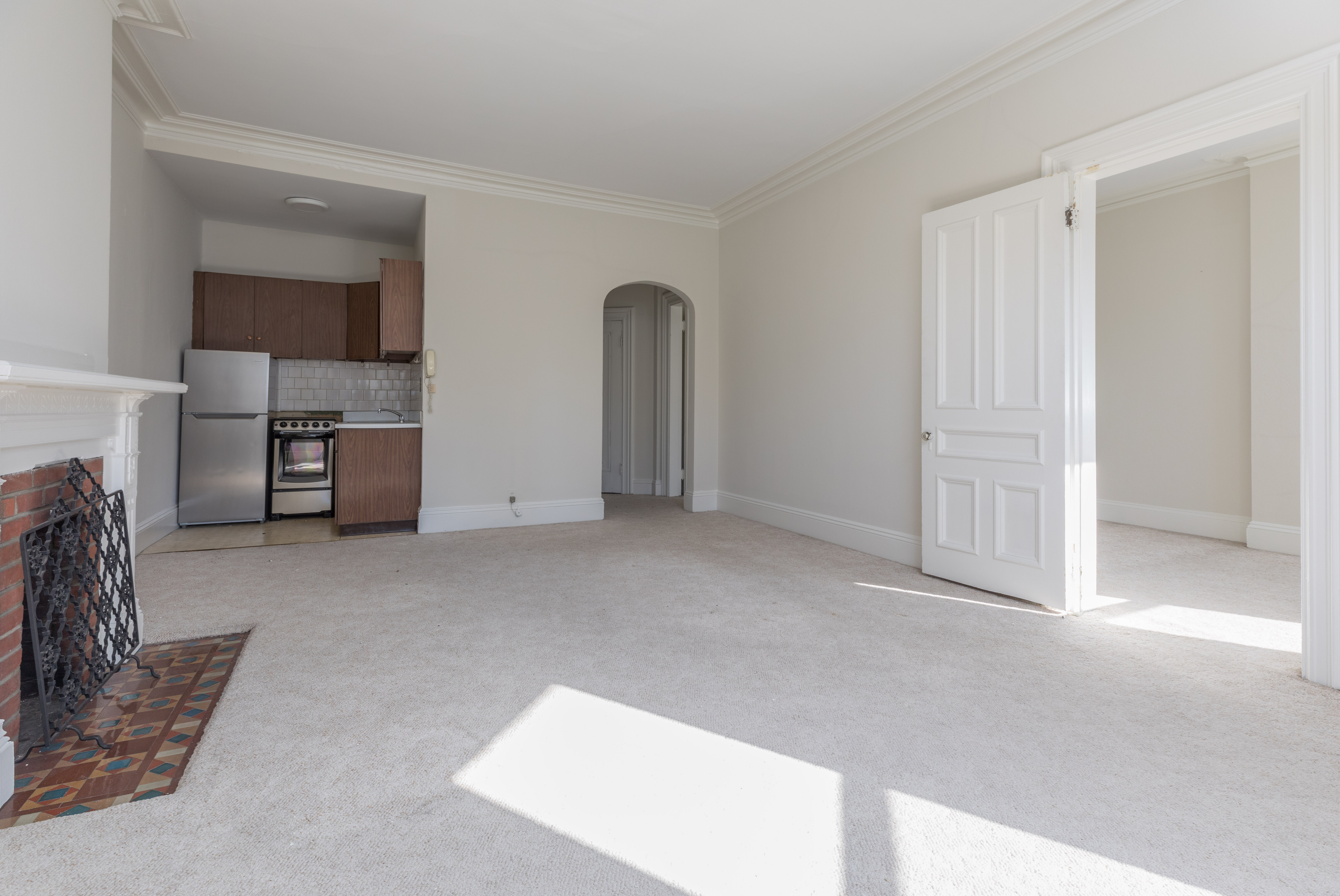 323 Commonwealth Ave, Back Bay