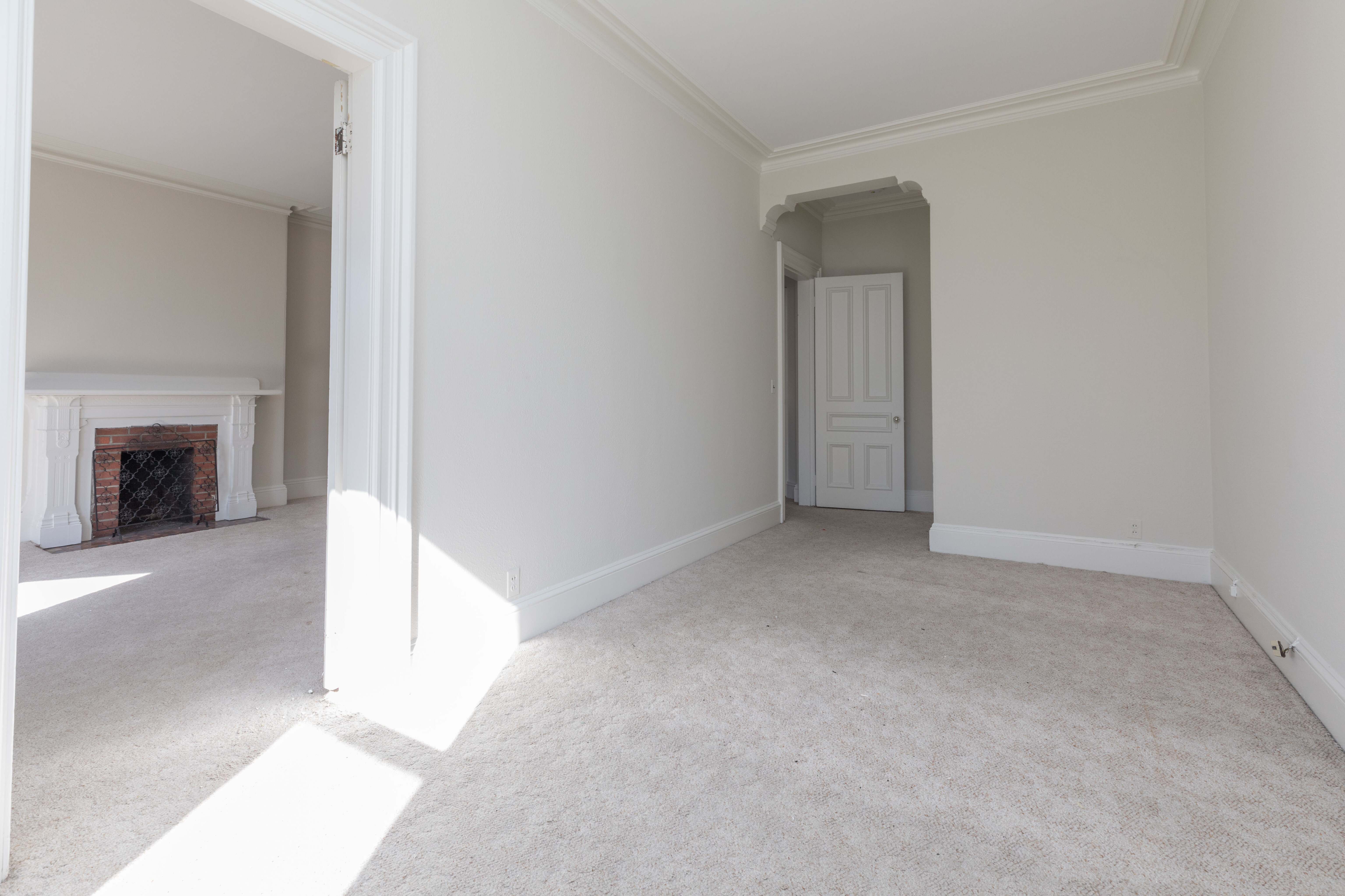 323 Commonwealth Ave, Back Bay