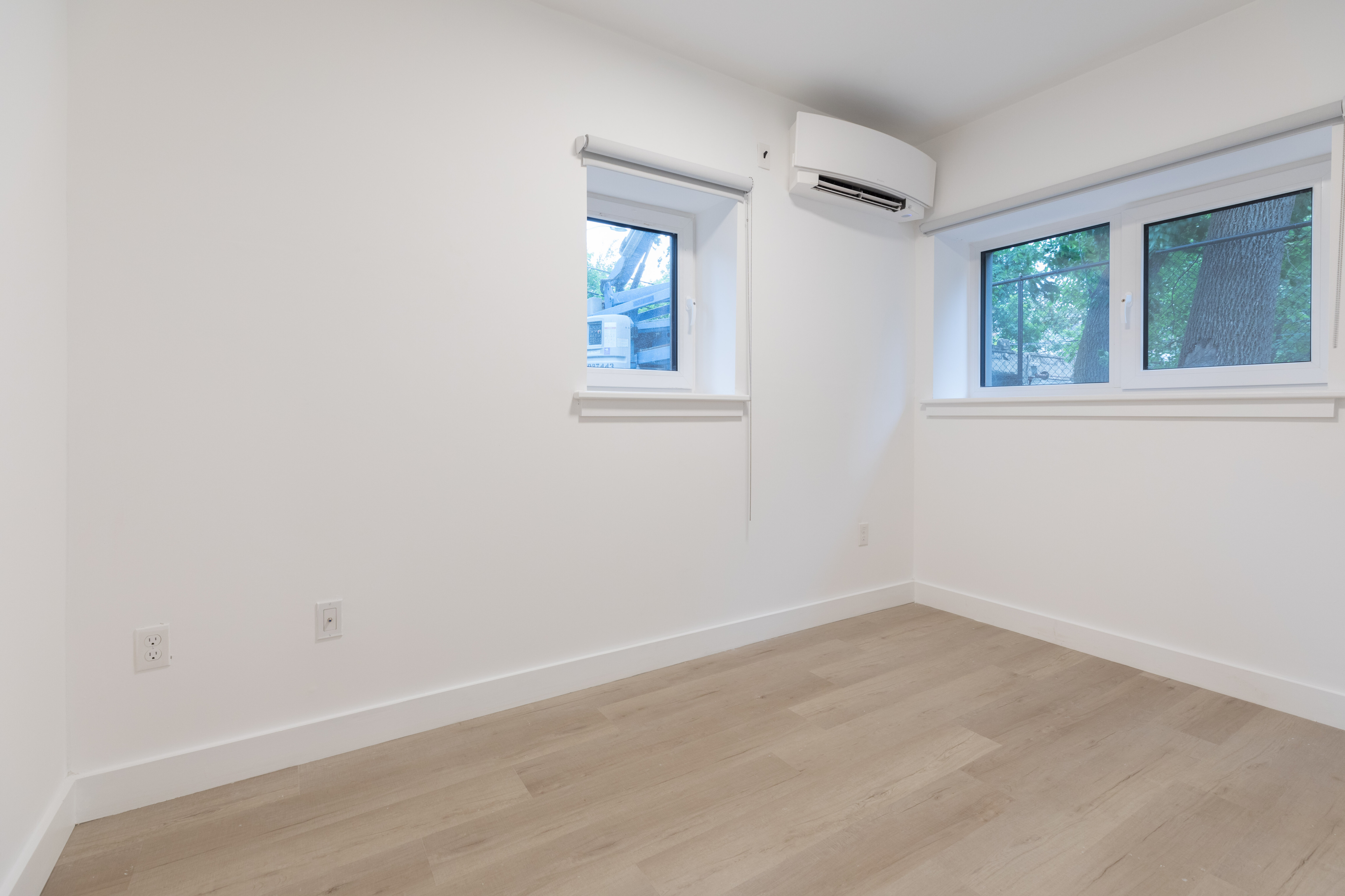 2837 Washington St, Roxbury