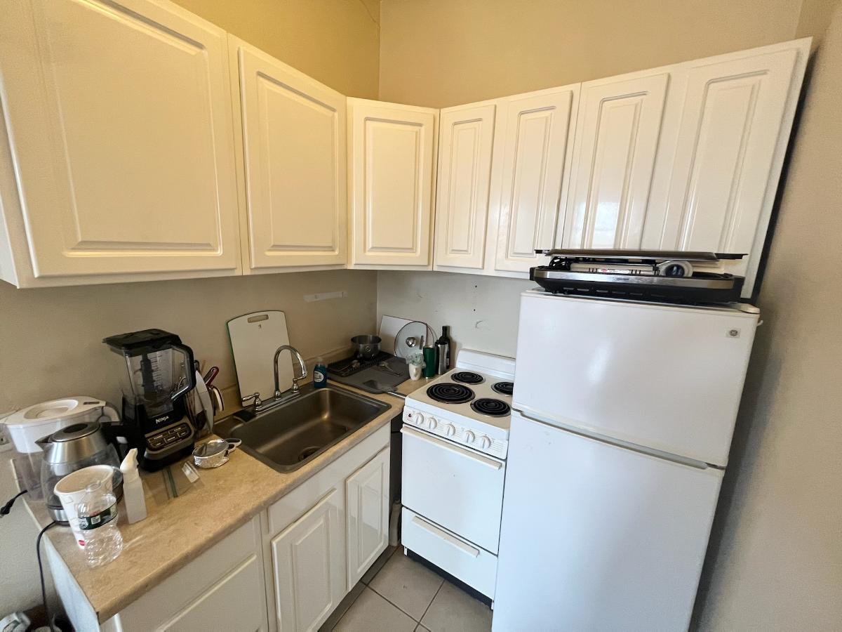 323 Commonwealth Ave, Back Bay