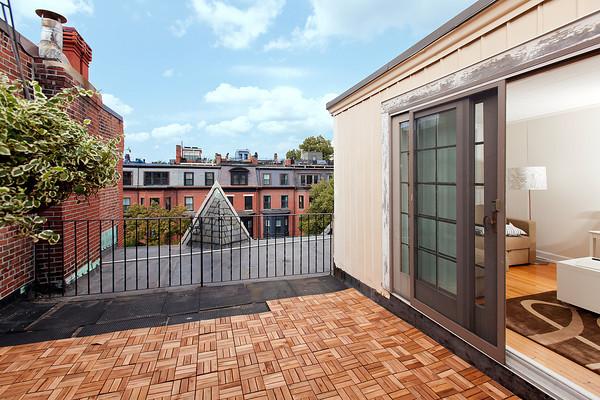 296 Marlborough St, Back Bay