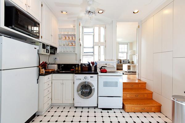 296 Marlborough St, Back Bay