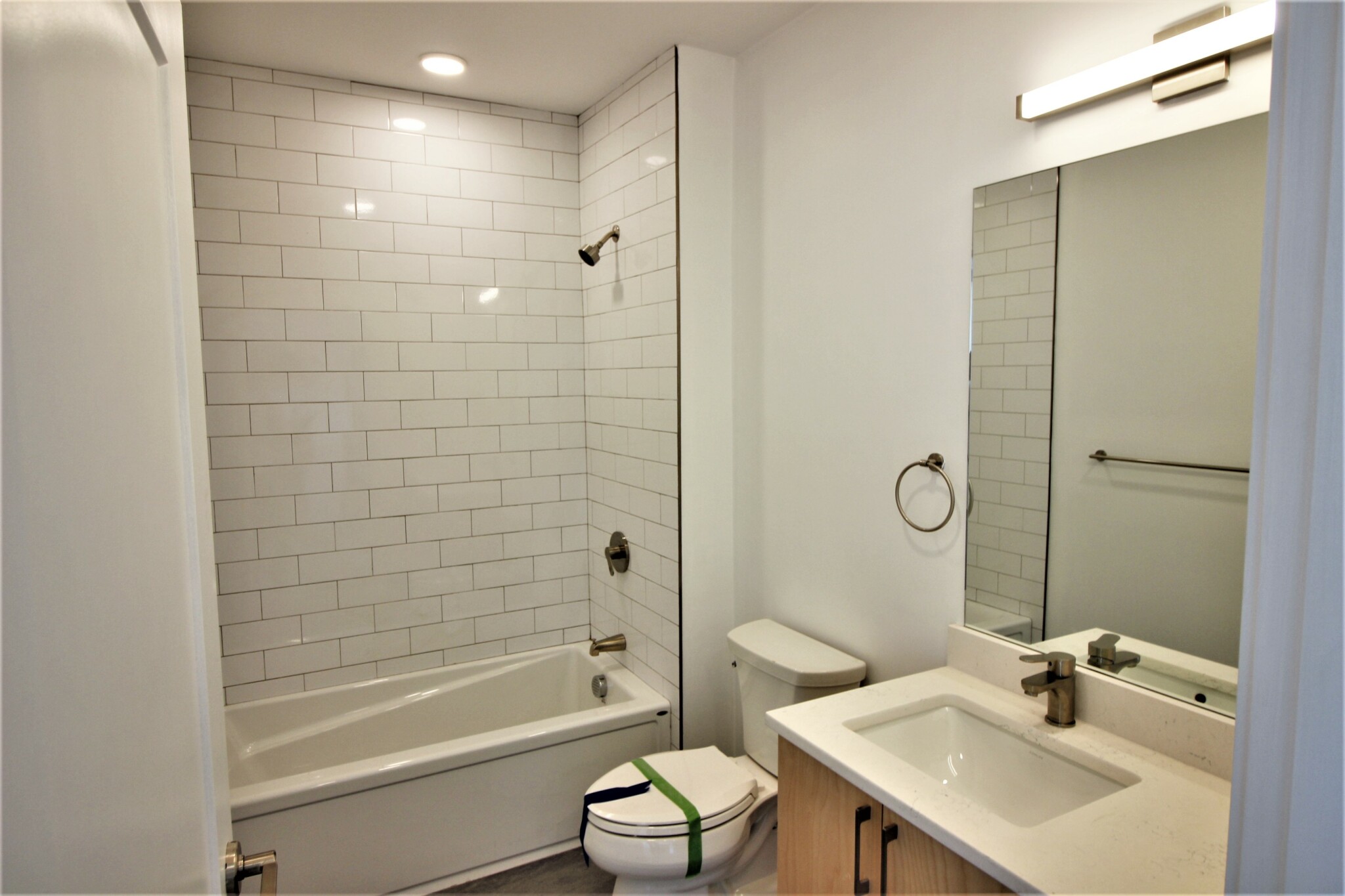 Photo 8 of 1 Newcomb St. Unit 601