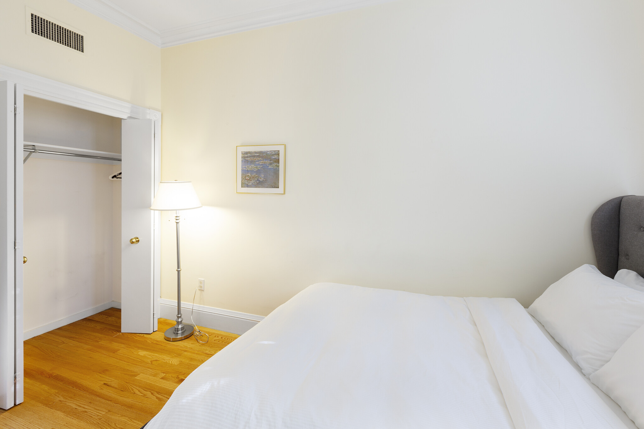 387 Commonwealth Ave, Back Bay