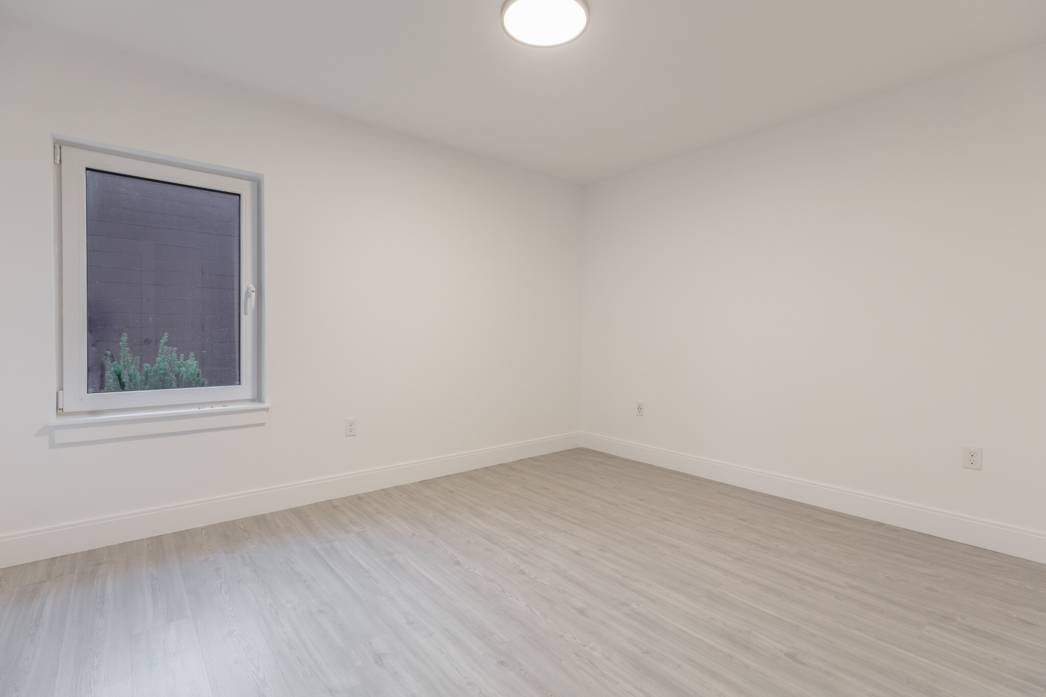 42 North Beacon St, Allston