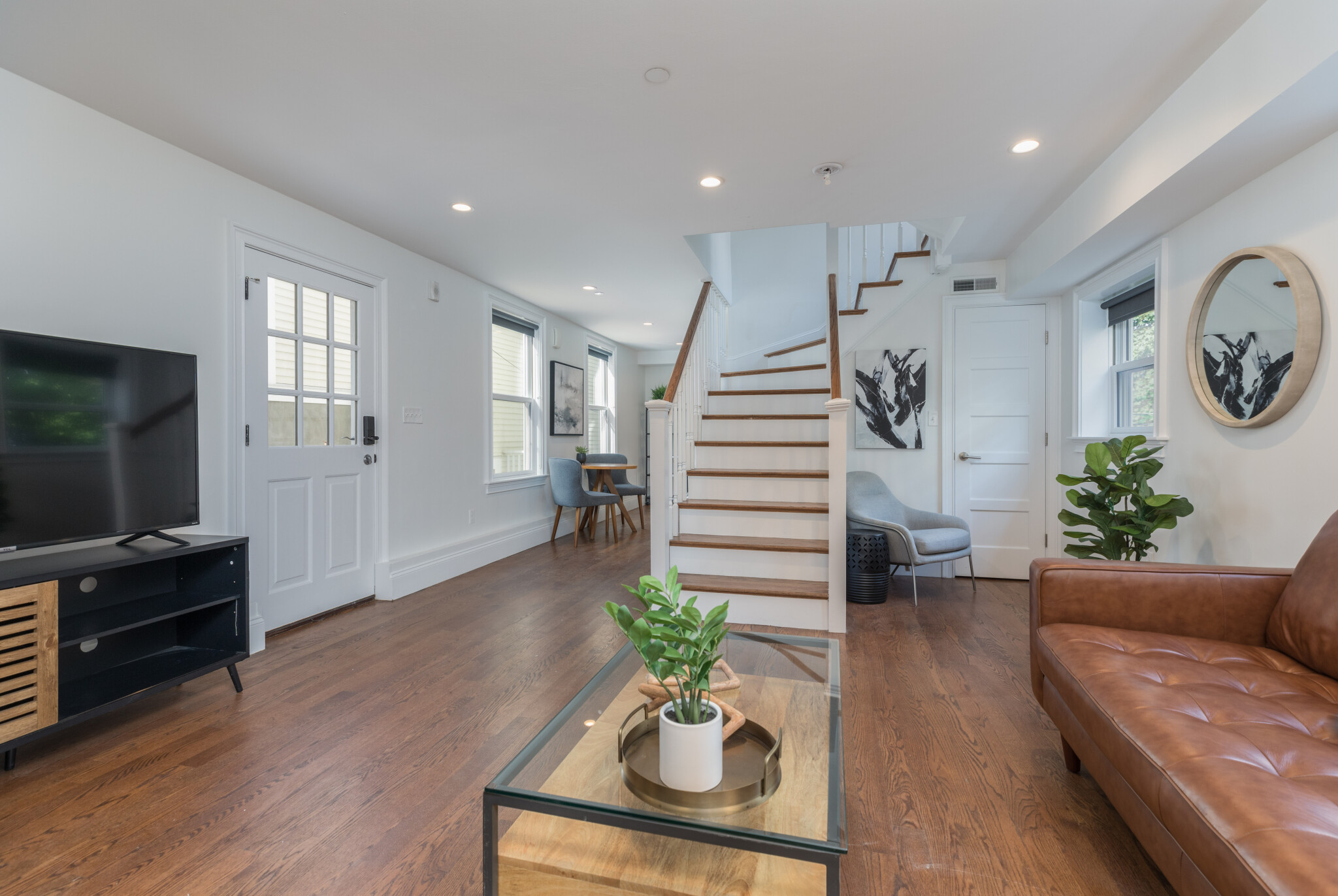 117 Centre St, Roxbury