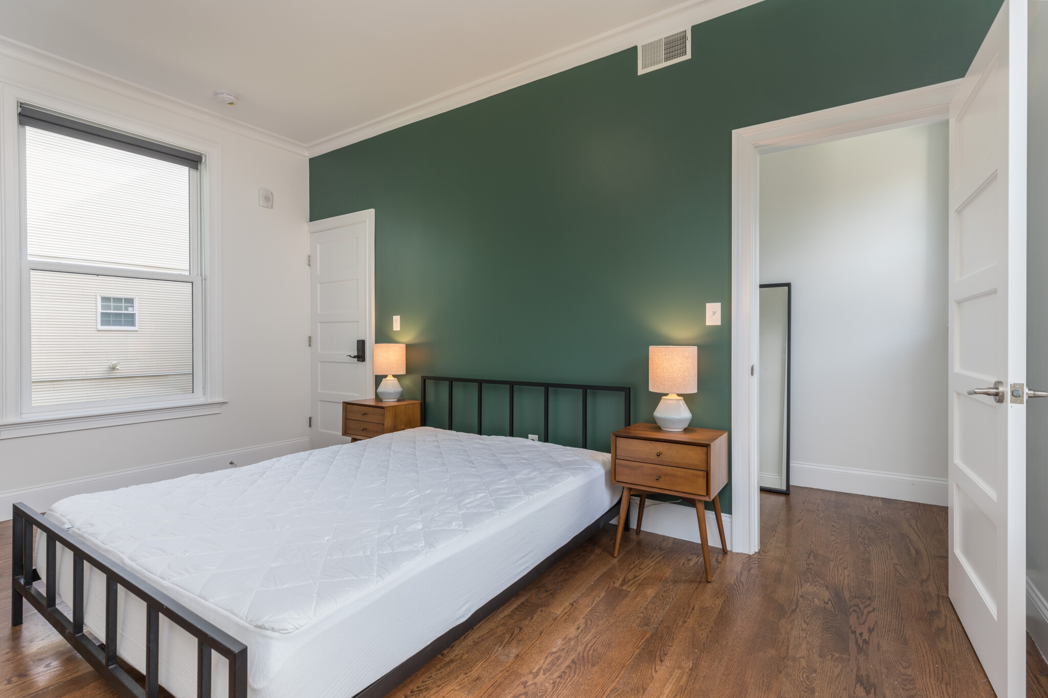 117 Centre St, Roxbury