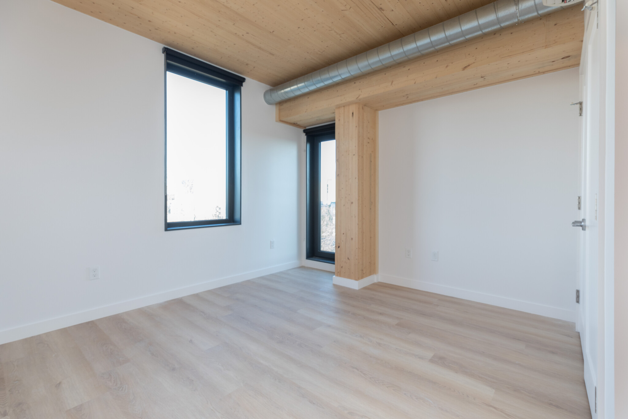 Photos of apartment on East Lenox,Boston MA 02118