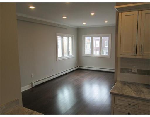 43 Rogers St, South Boston