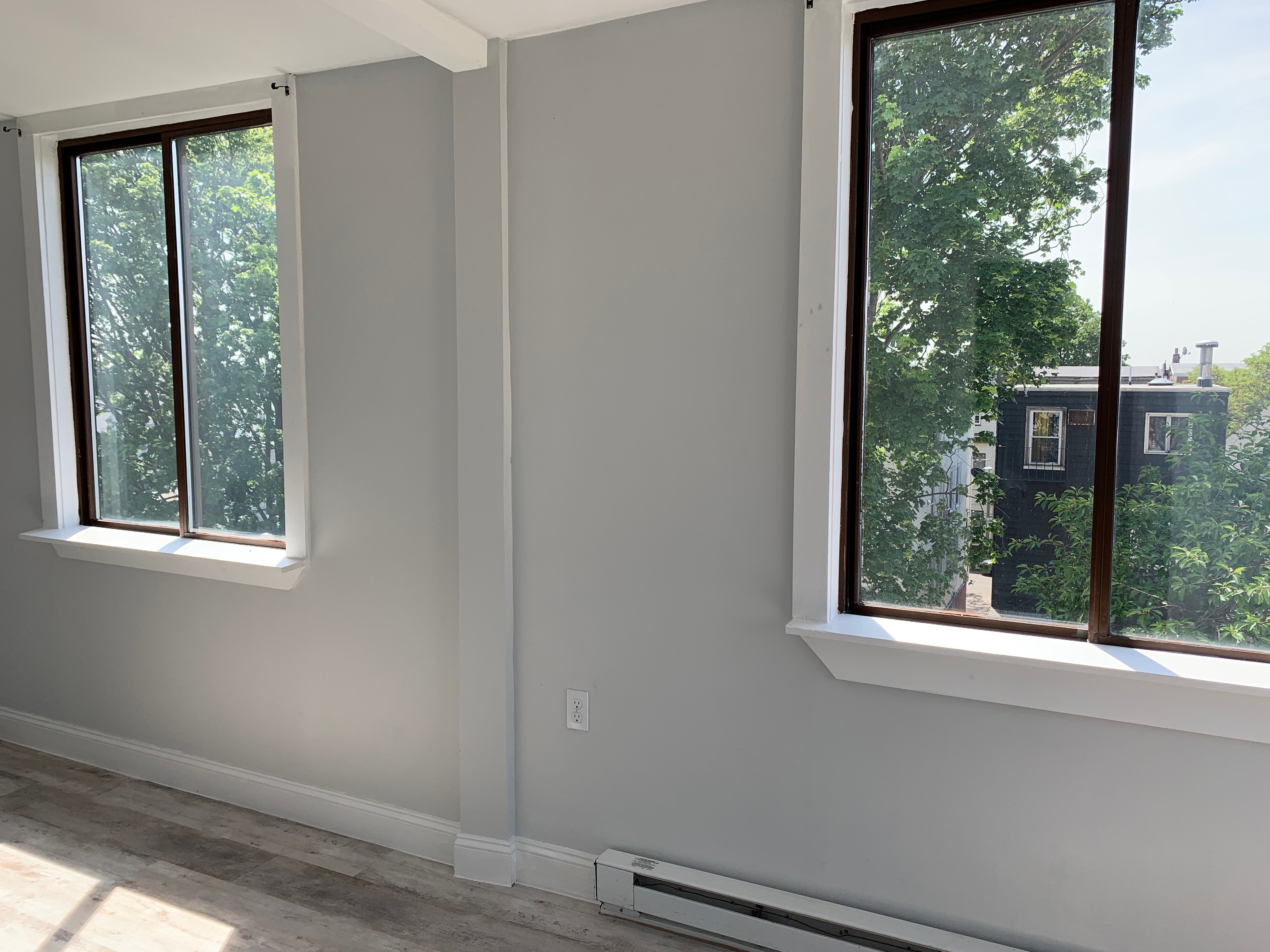 3.5 bed, 1 bath apartment for rent at 79 Eutaw St Unit 3, East Boston — photo 5 of 11