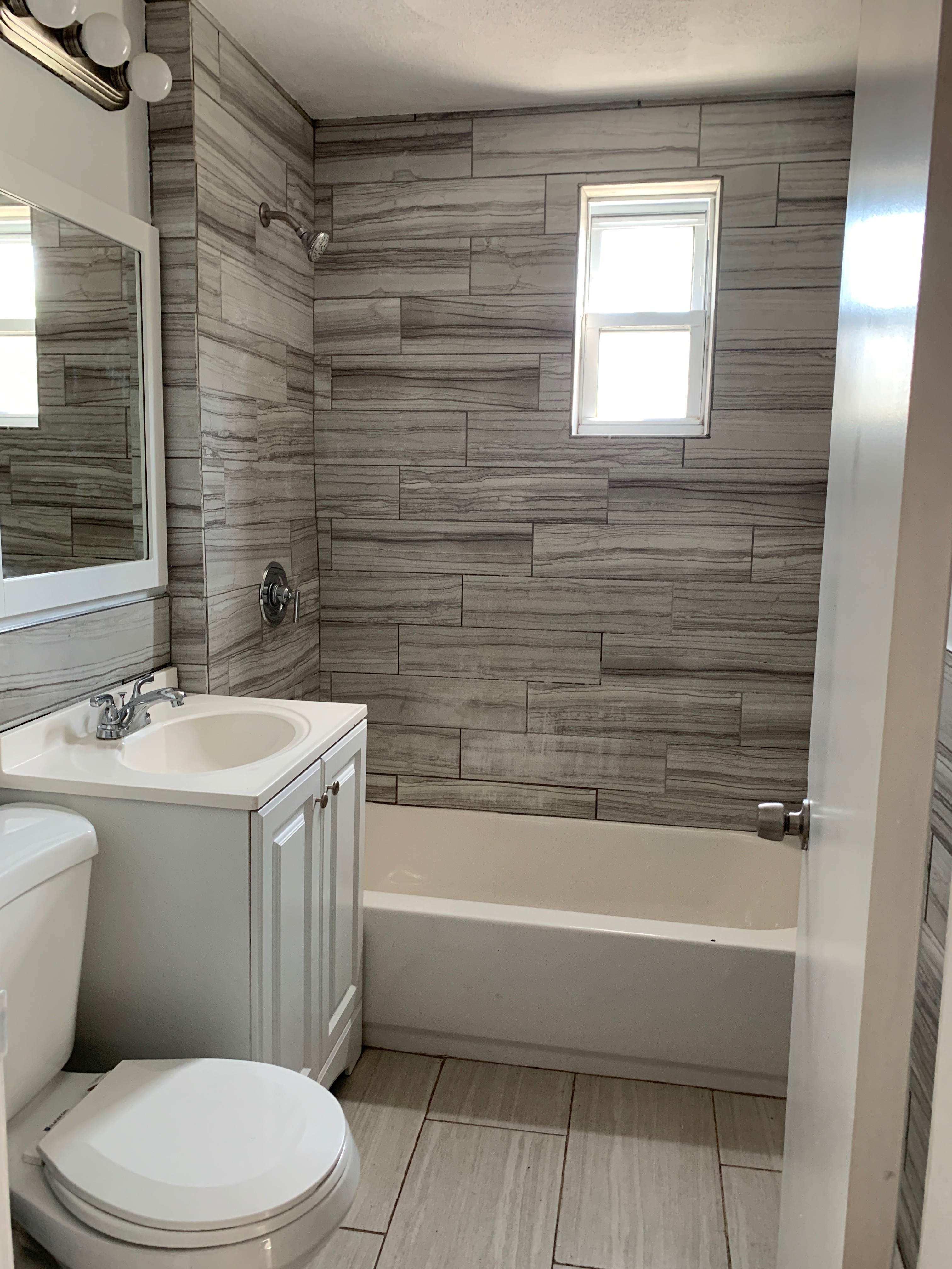 3.5 bed, 1 bath apartment for rent at 79 Eutaw St Unit 3, East Boston — photo 2 of 11
