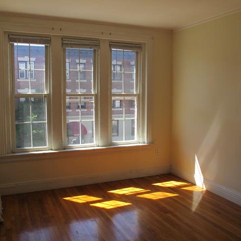 15 Glenville Ave, Allston