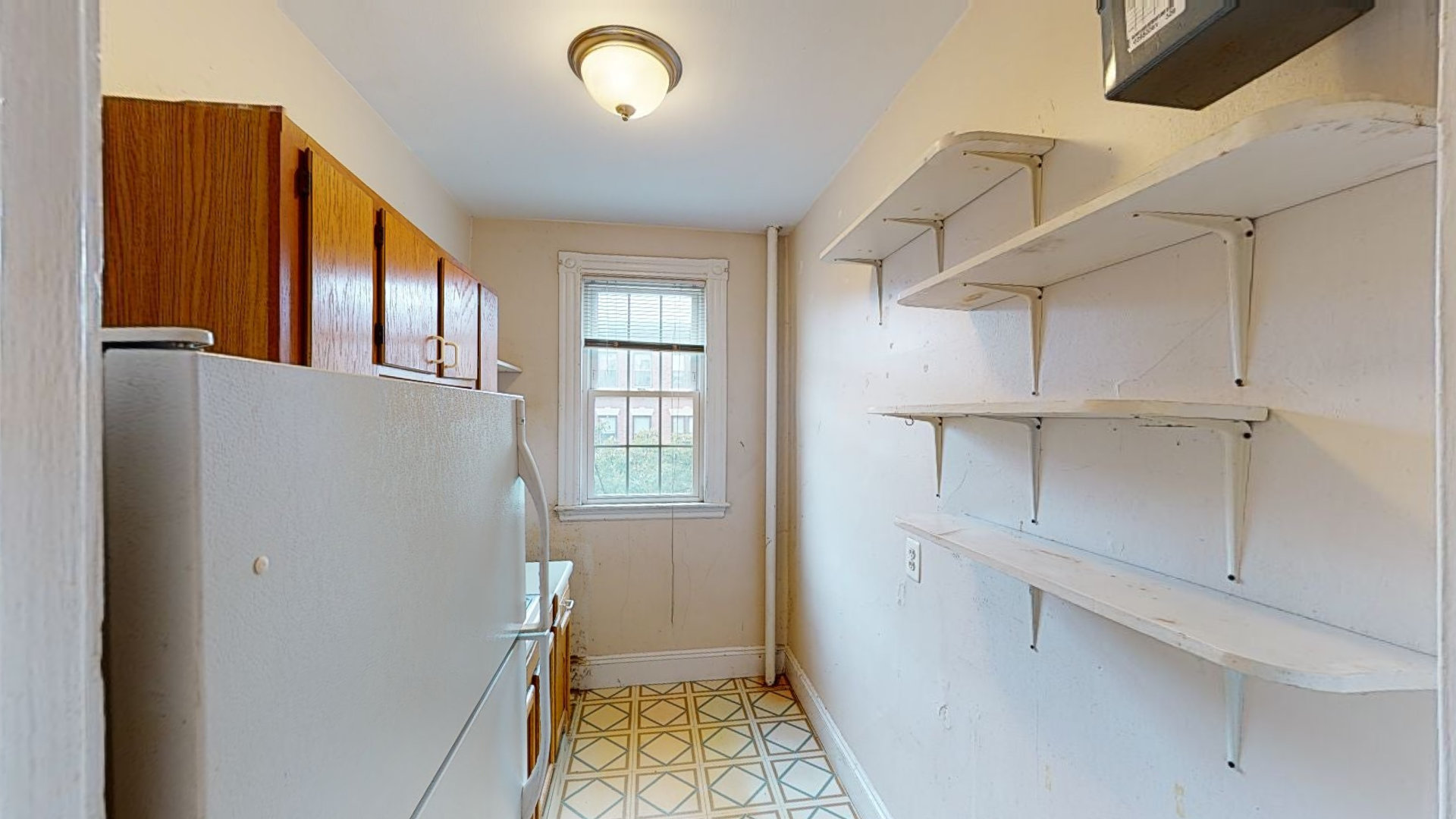 15 Glenville Ave, Allston