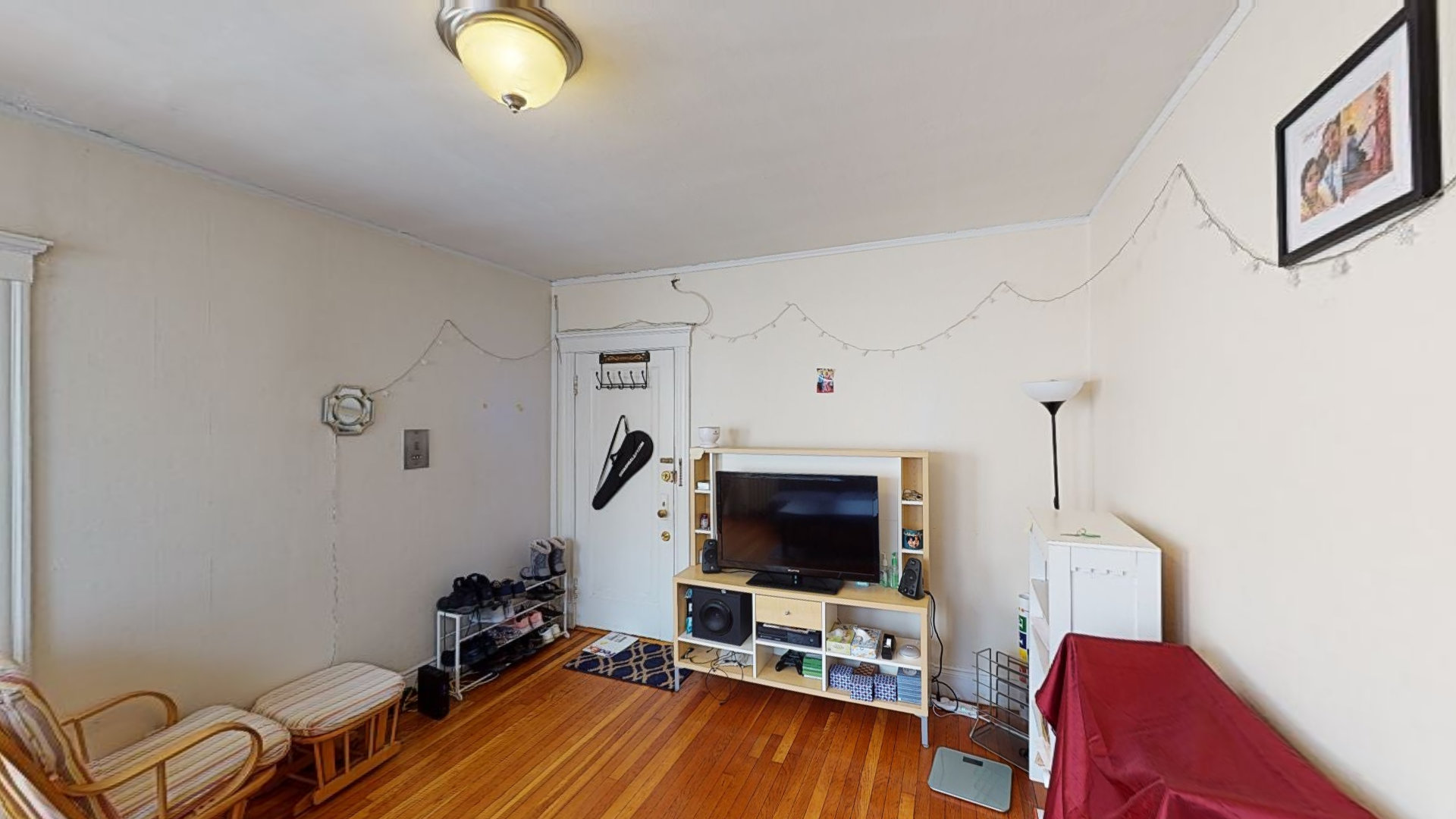 Photos of apartment on Linden St.,Boston MA 02134