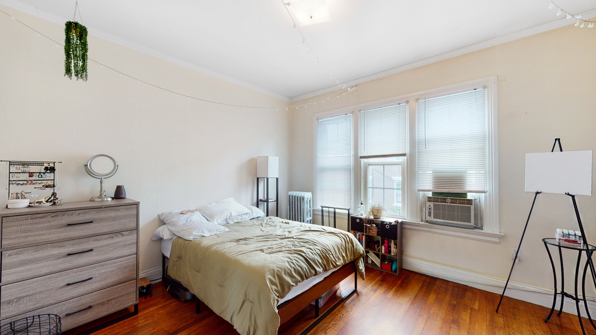 15 Glenville Ave, Allston