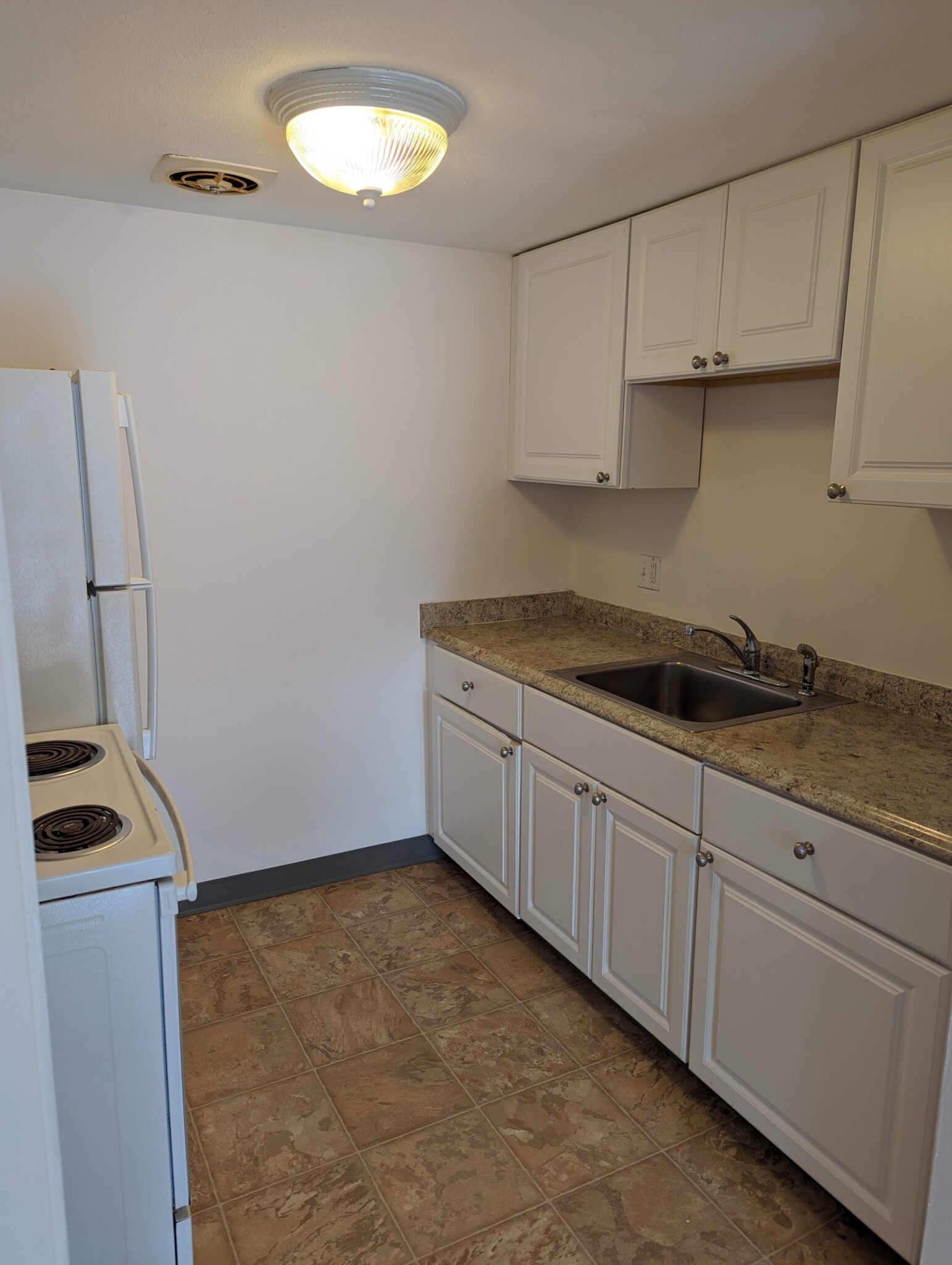 525 Highland Ave, Malden