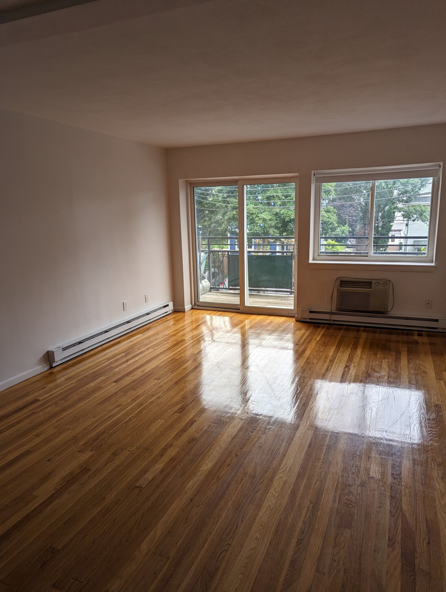 525 Highland Ave, Malden