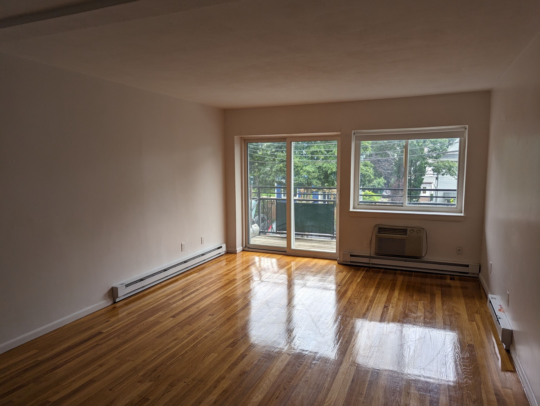 525 Highland Ave, Malden