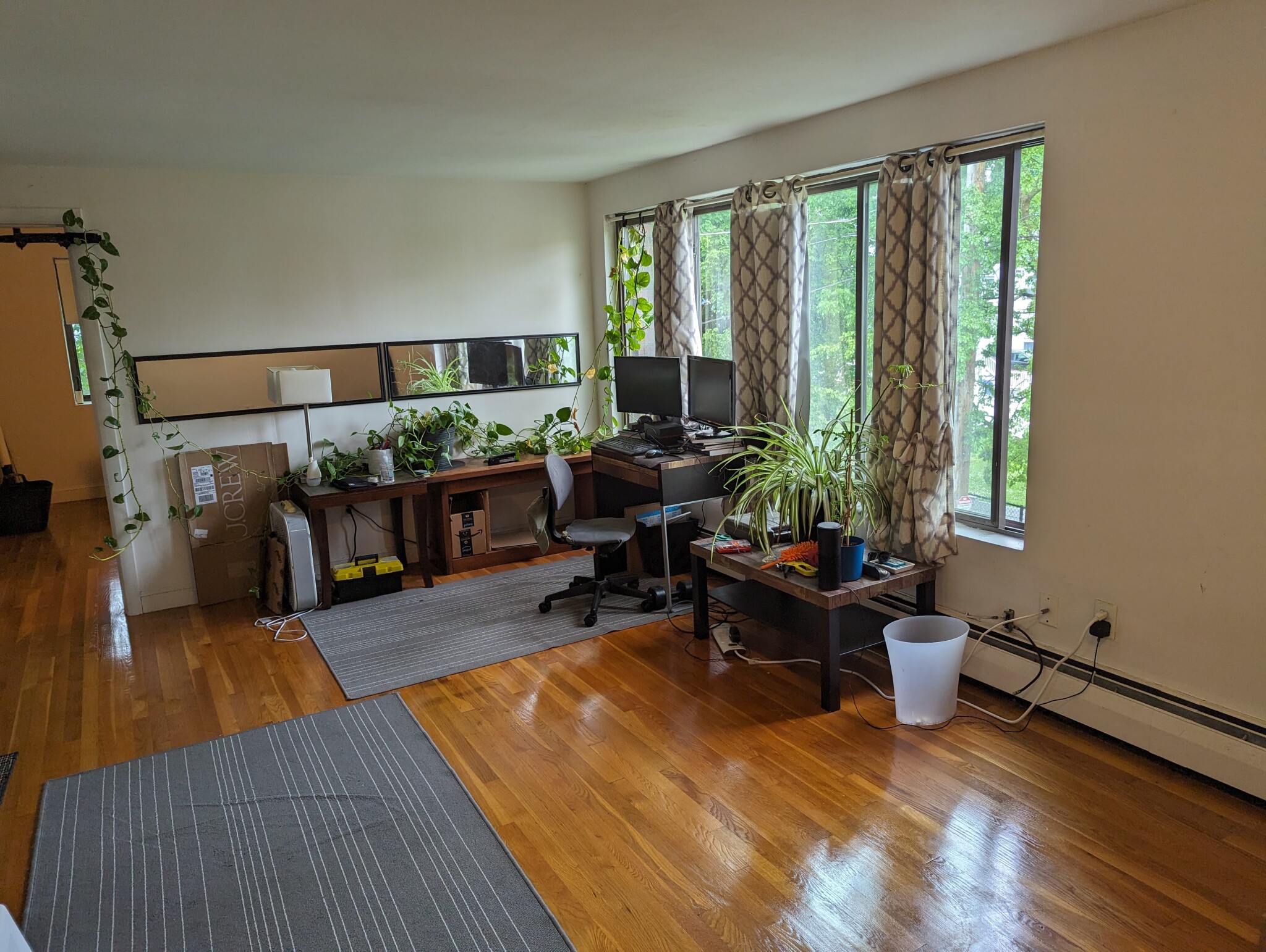 Photos of apartment on West Wyoming Ave.,Melrose MA 02176