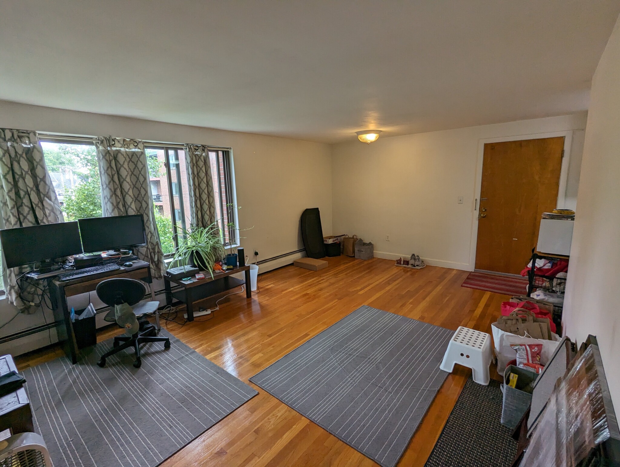 Photos of apartment on West Wyoming Ave.,Melrose MA 02176