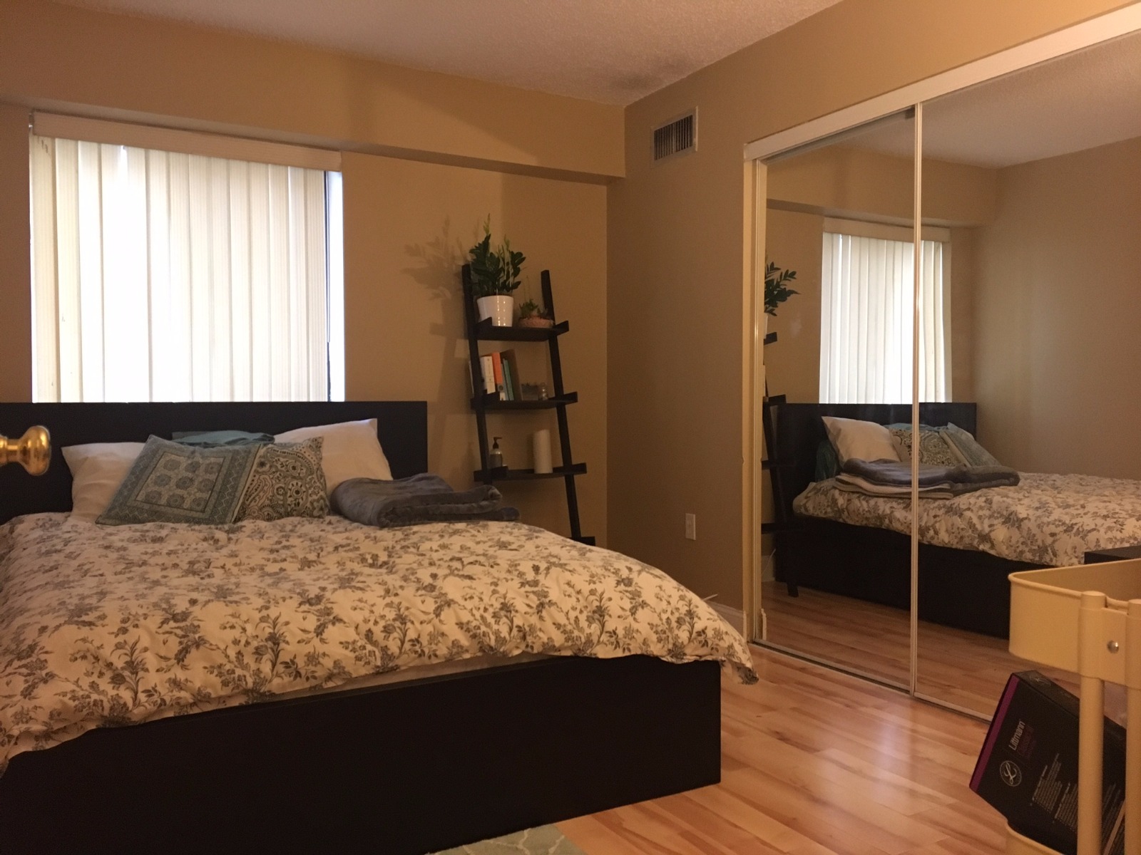 15 North Beacon St, Allston