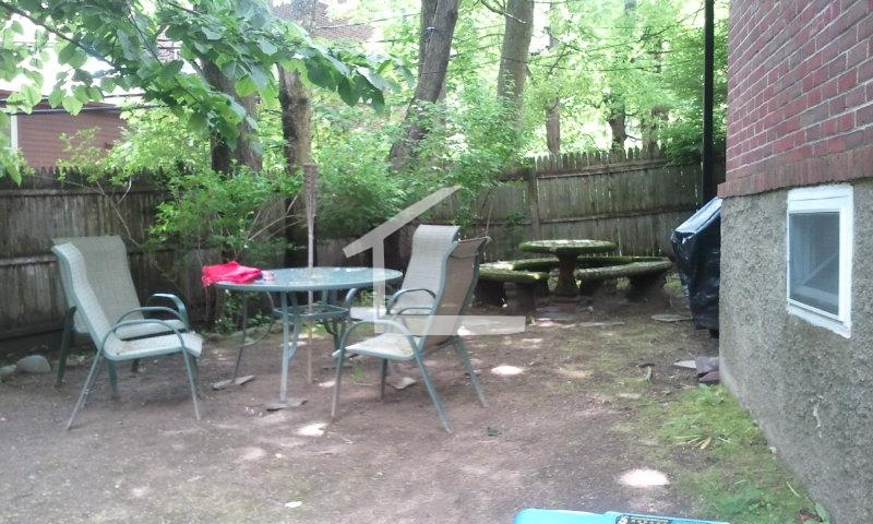 64 Gardner Rd, Brookline Hills