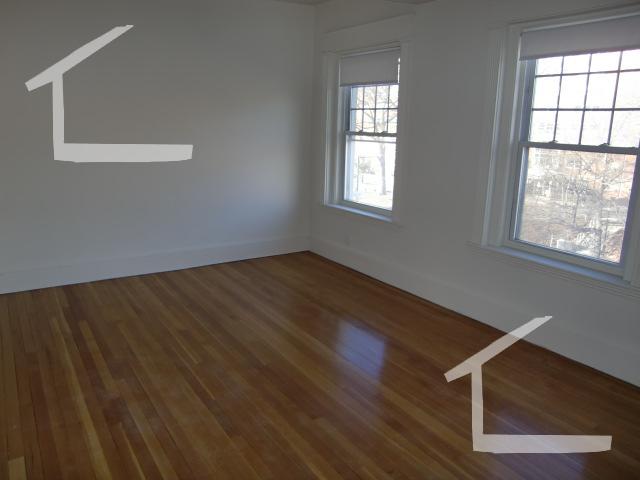 1589 Beacon St, Washington Square