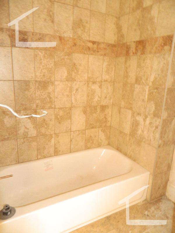 1592 Beacon St, Washington Square