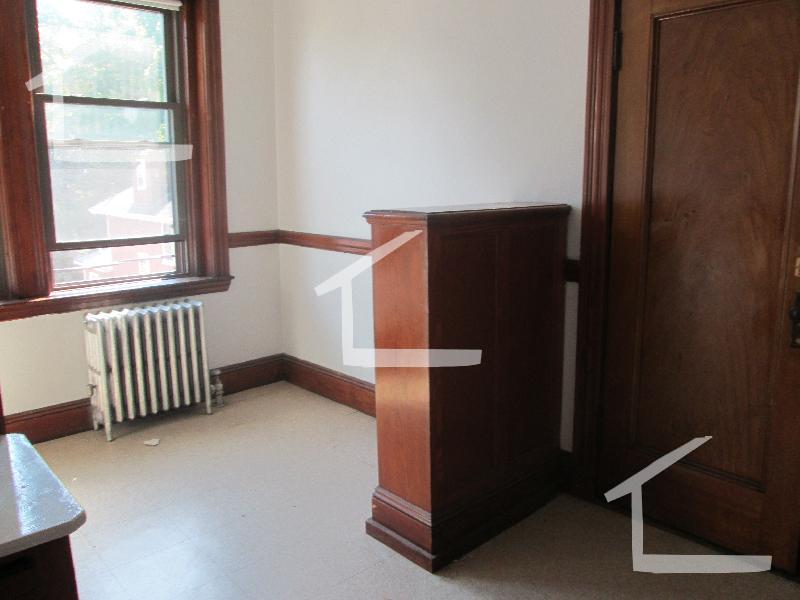 26 Bellevue St, West Roxbury