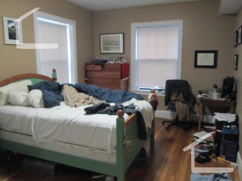 1592 Beacon St, Coolidge Corner