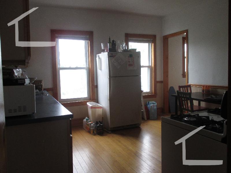 191 Lowell St, Winter Hill