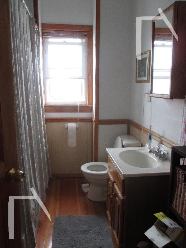 191 Lowell St, Winter Hill