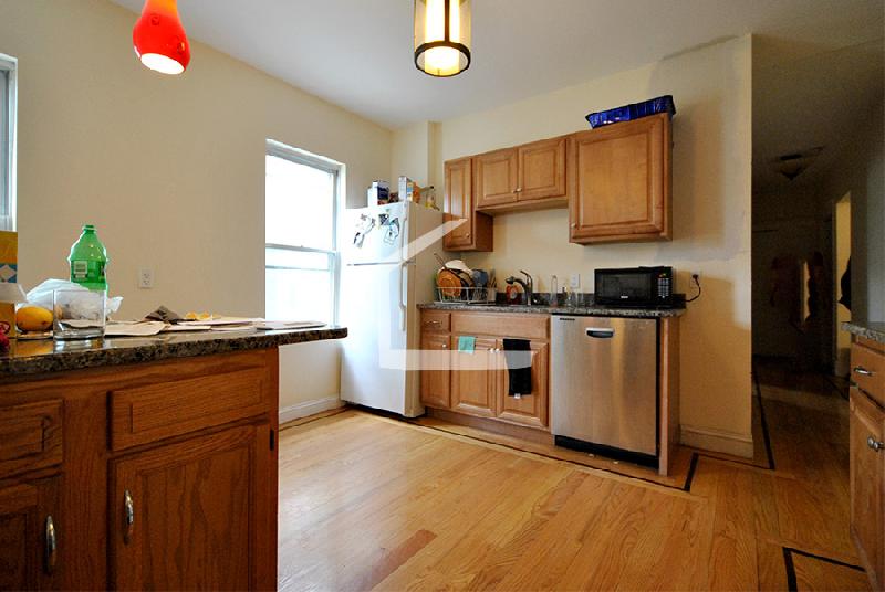 47 Easton St, Allston