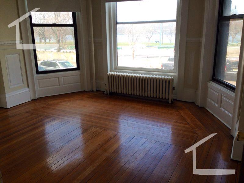 41 Bay State Rd, Fenway